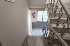 HOTEL O PETAL INN, Nagpur