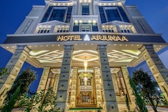 HOTEL ARJUNAA