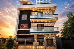 CG Blue Horizon Villa | Pool & Home Theatre, Vellore