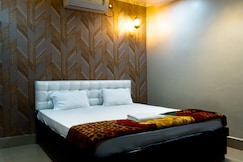 Hotel Garg, Jhargram