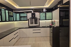 Spacious 4BHK Nearby Ganga River with Desert view, Rishikesh