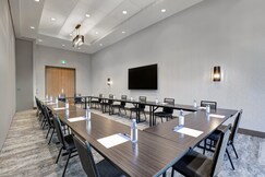 Holiday Inn Express Kingston West, Frontenac