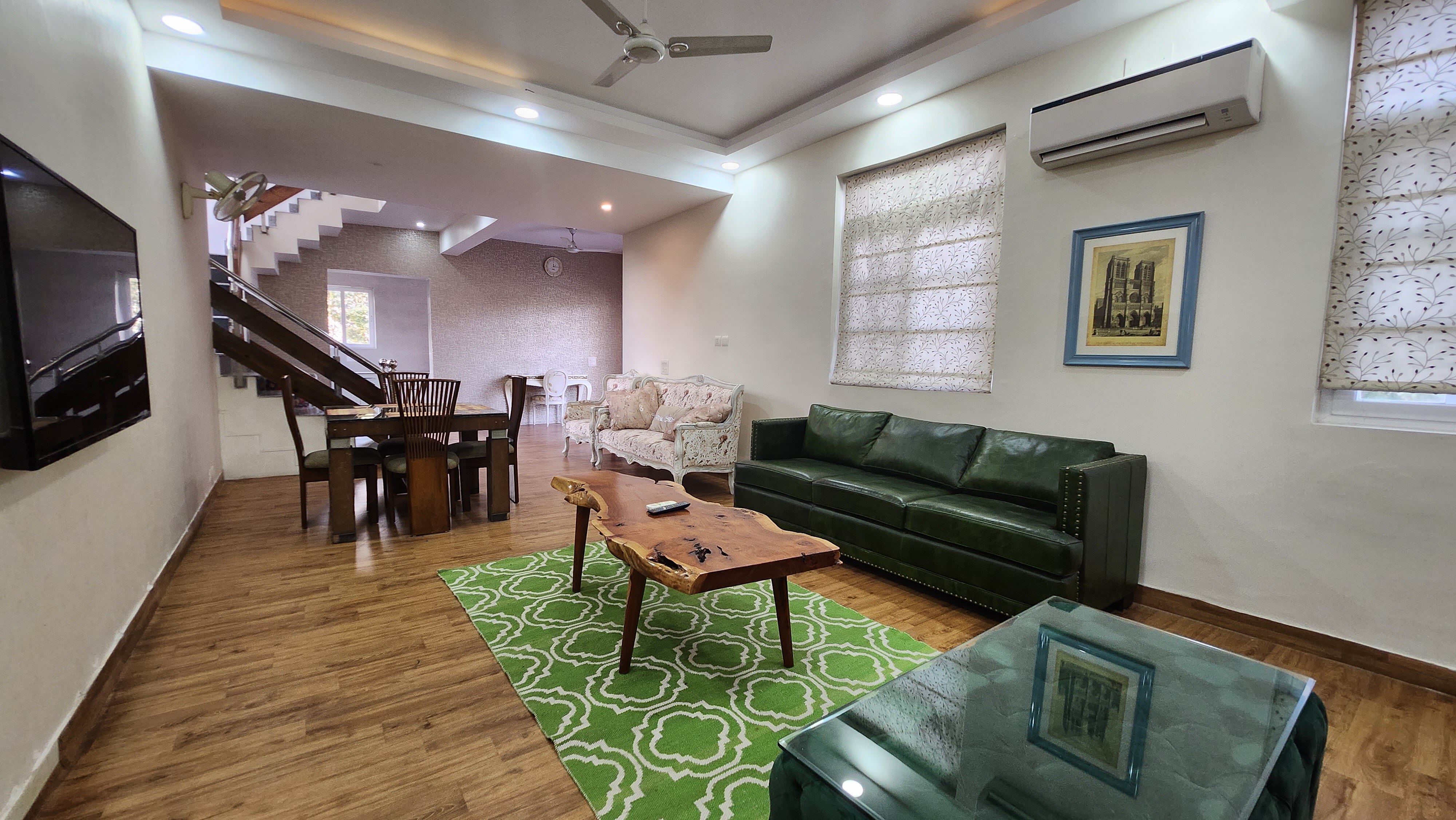Hostie Puravida unique 14 BHK farmhouse in Sohna - Tap to explore photos