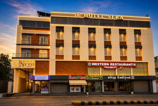 HOTEL SERA, Vadodara