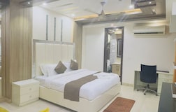 1 BHK Serviced Apartment