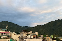 Stay Berry, Rishikesh