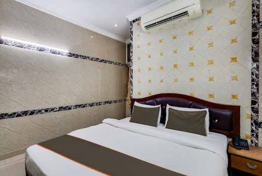 Hotel O Pearl View Residency