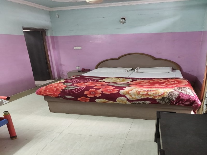 Hotel Aashirwad - Tap to explore photos