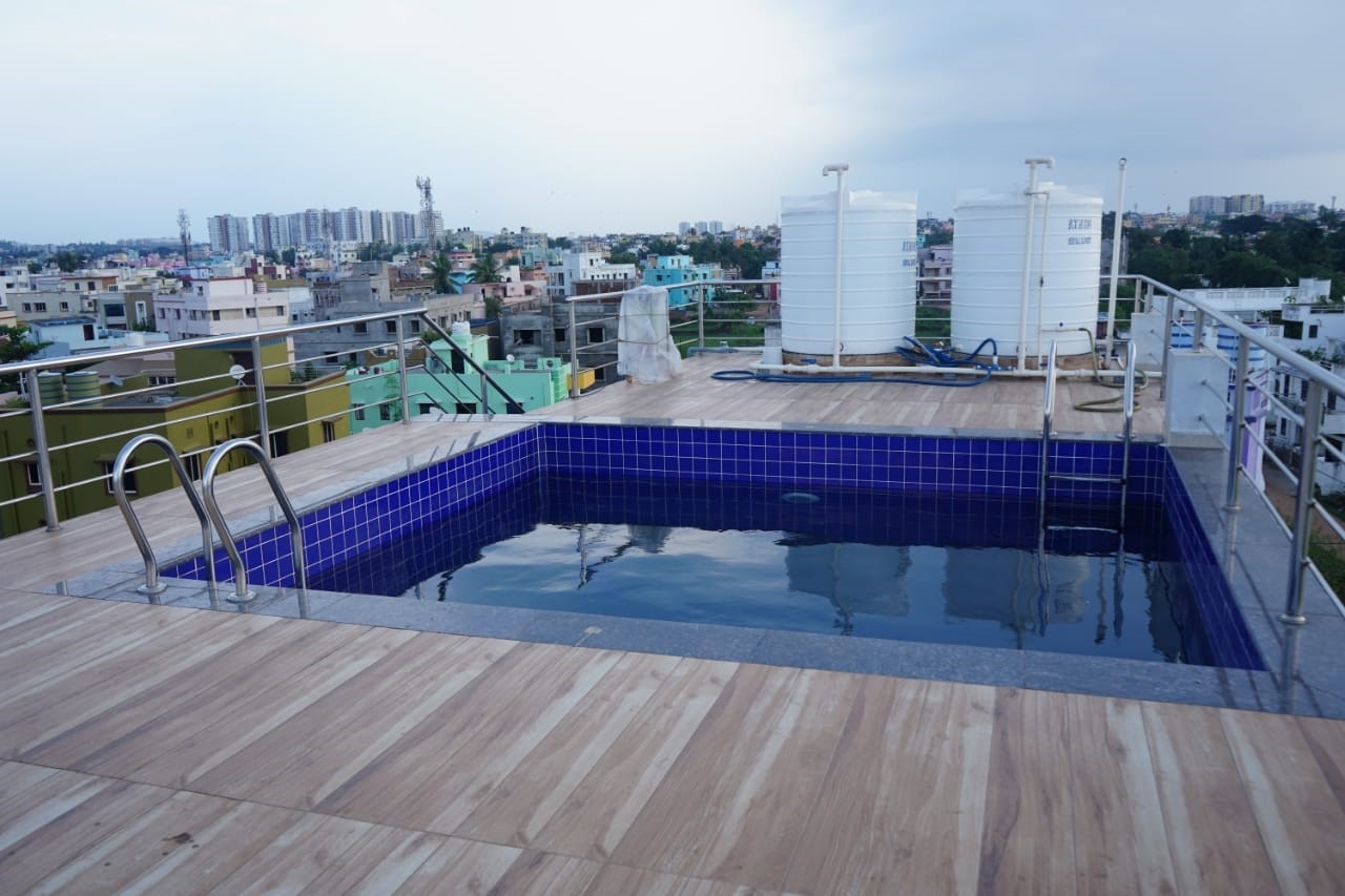 Casa Vacay Residency By WB Inn - Tap to explore photos