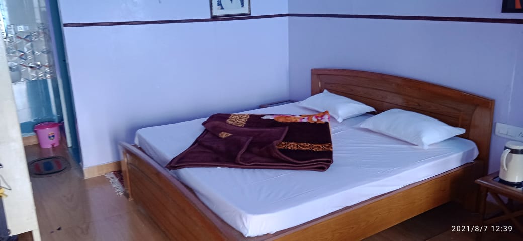 Aasra Homestay Soli Kausani - Tap to explore photos