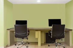 Days Inn by Wyndham San Jose Airport, Santa Clara