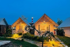 Praveg Beach Resort Daman, Lighthouse Beach, Daman