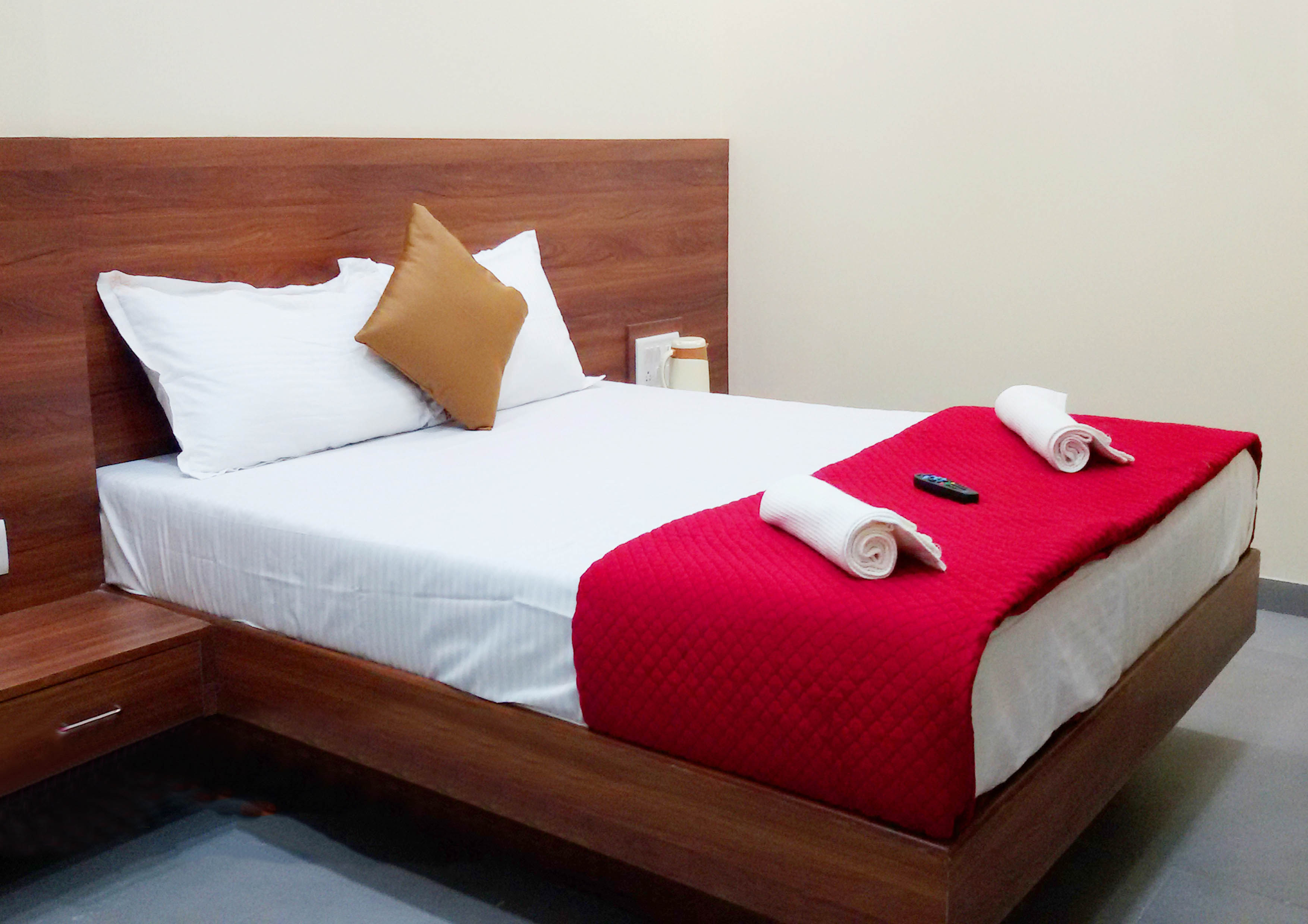Deluxe Room 1