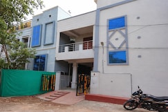 Hotel O iva Holiday inn, Hyderabad