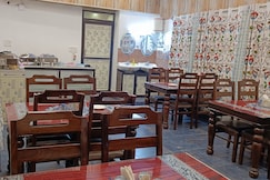 Hotel Pahalgam Wave Inn, Pahalgam
