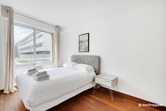 Charming home Convention Serres, Paris