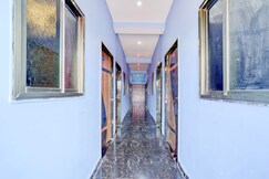 Hotel O Virashat, Sihora