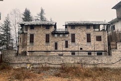 Rustic Stone Boutique, Manali