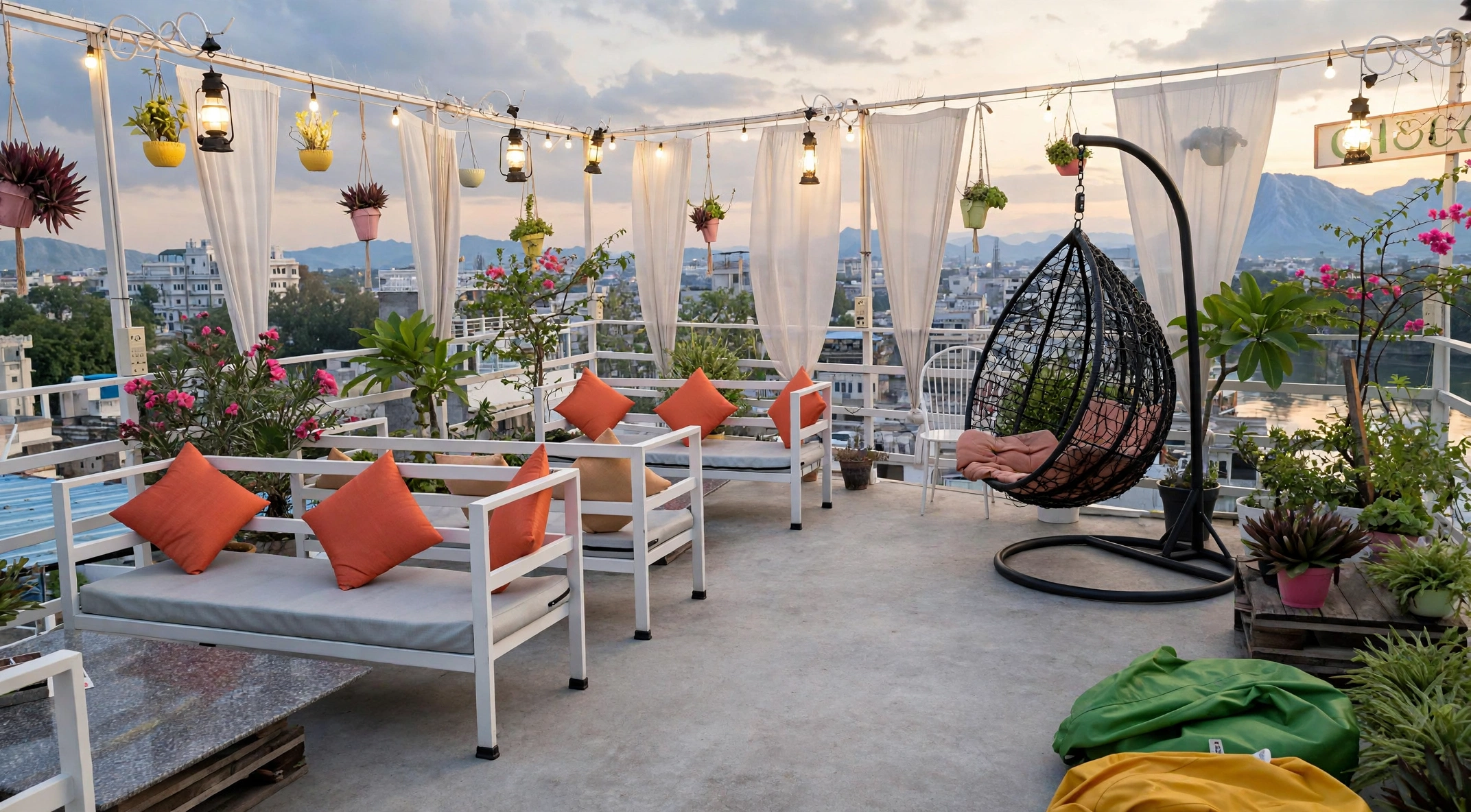Raahi Backpacker's Hostel |Rooftop Restaurant at Lake Pichola|, Udaipur