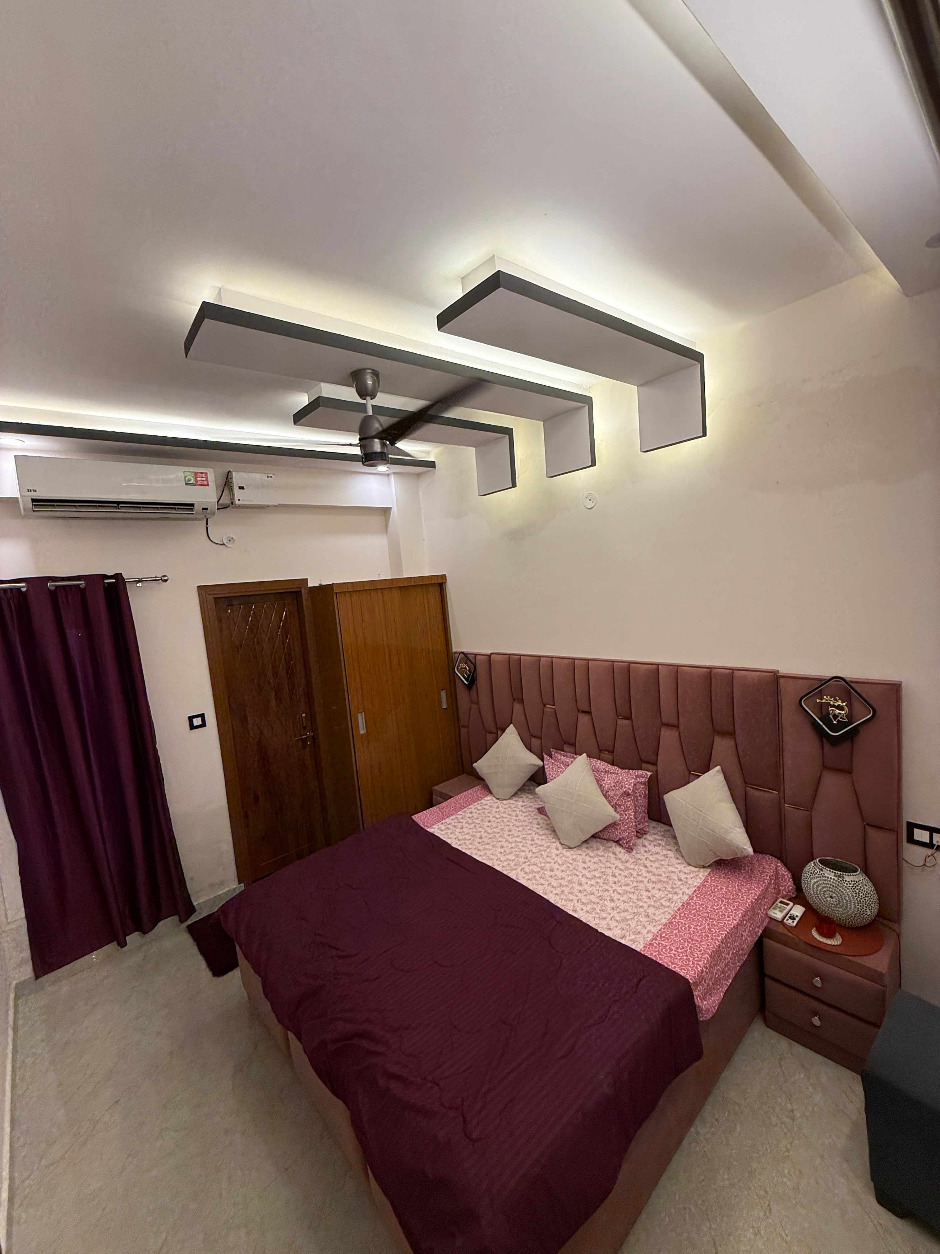 Luxe stay - Tap to explore photos