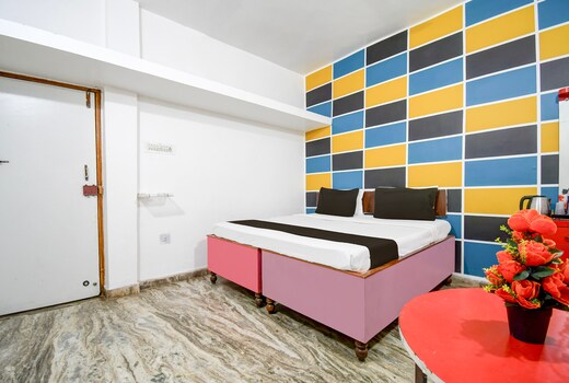 Hotel Gouri Inn