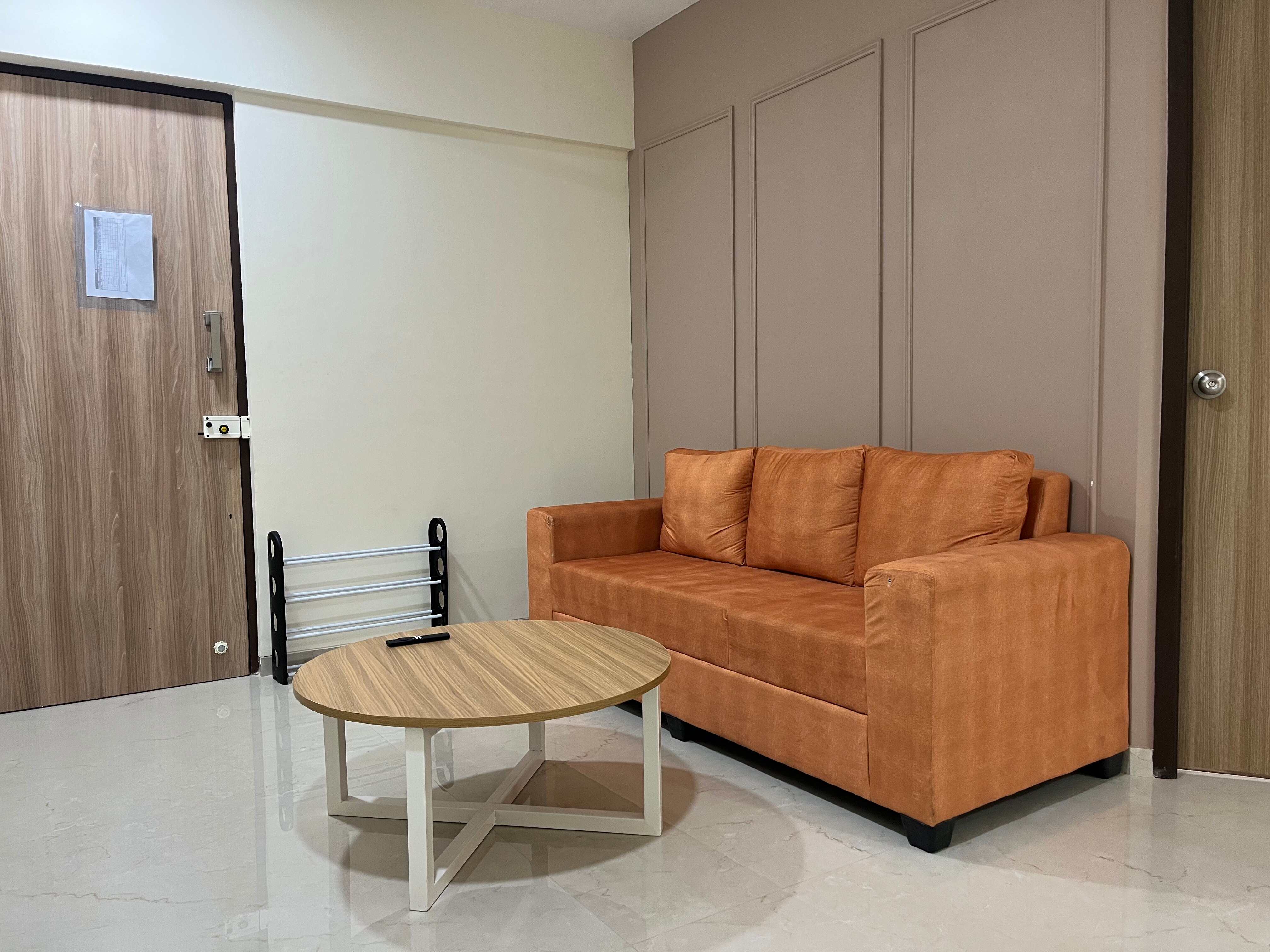 Juhu Getaway with Rooftop Pad 3