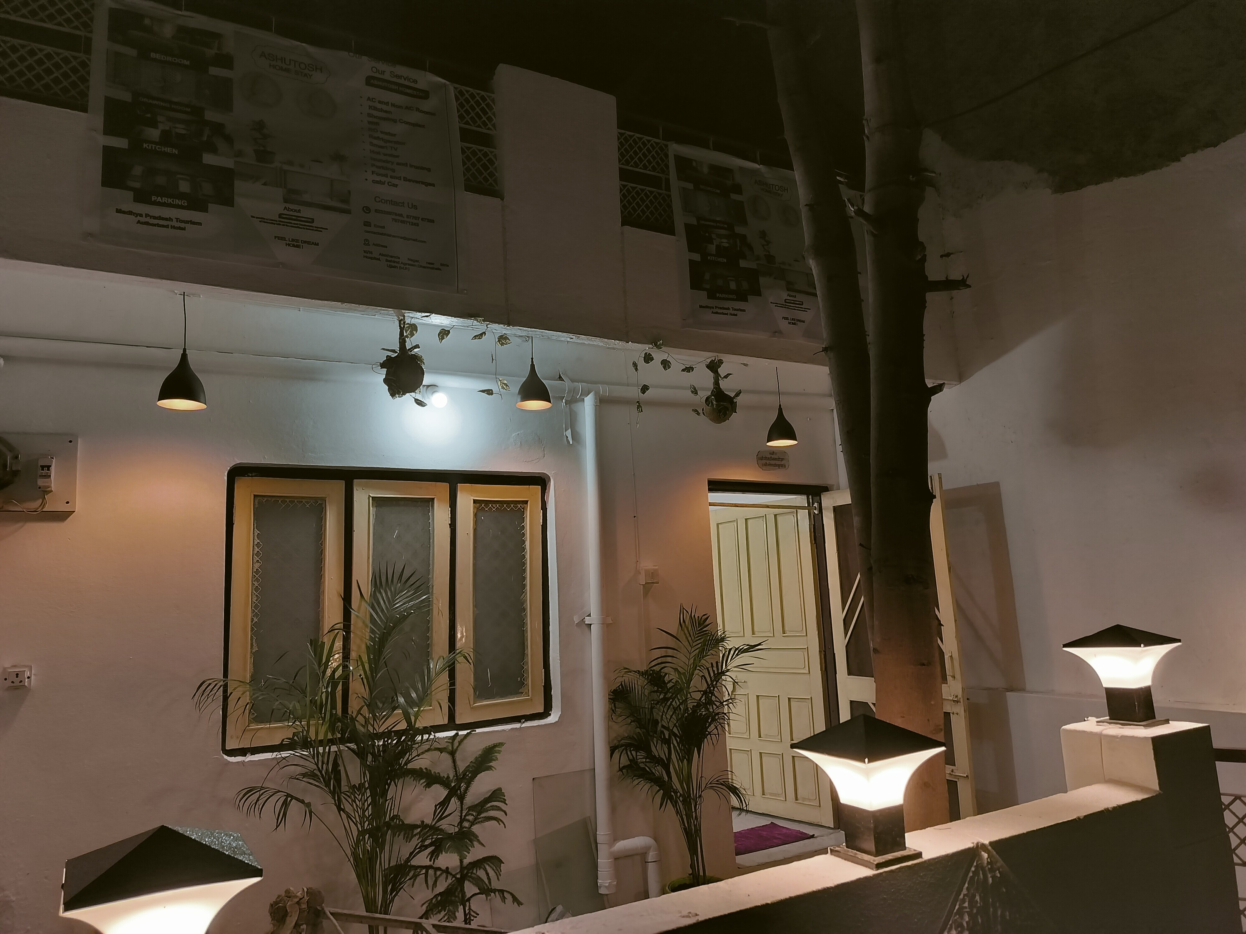 Ashutosh Homestay - Tap to explore photos