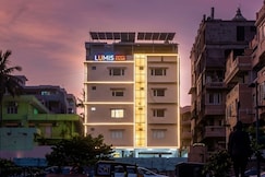 LUMIS BEACH HOTEL, Vizianagram