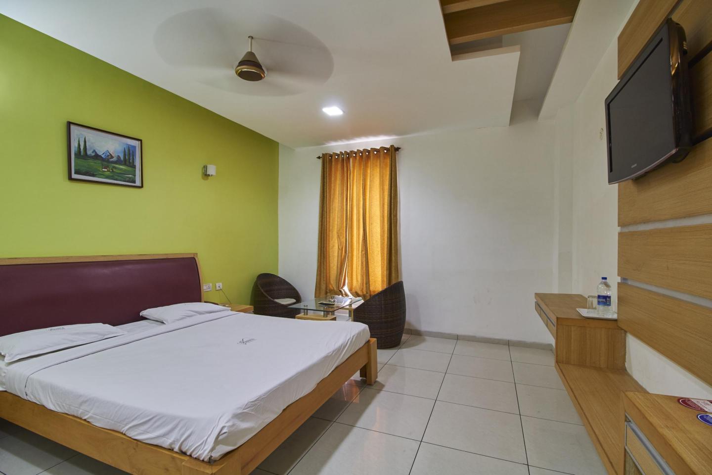 Hotel Annamalai - Tap to explore photos