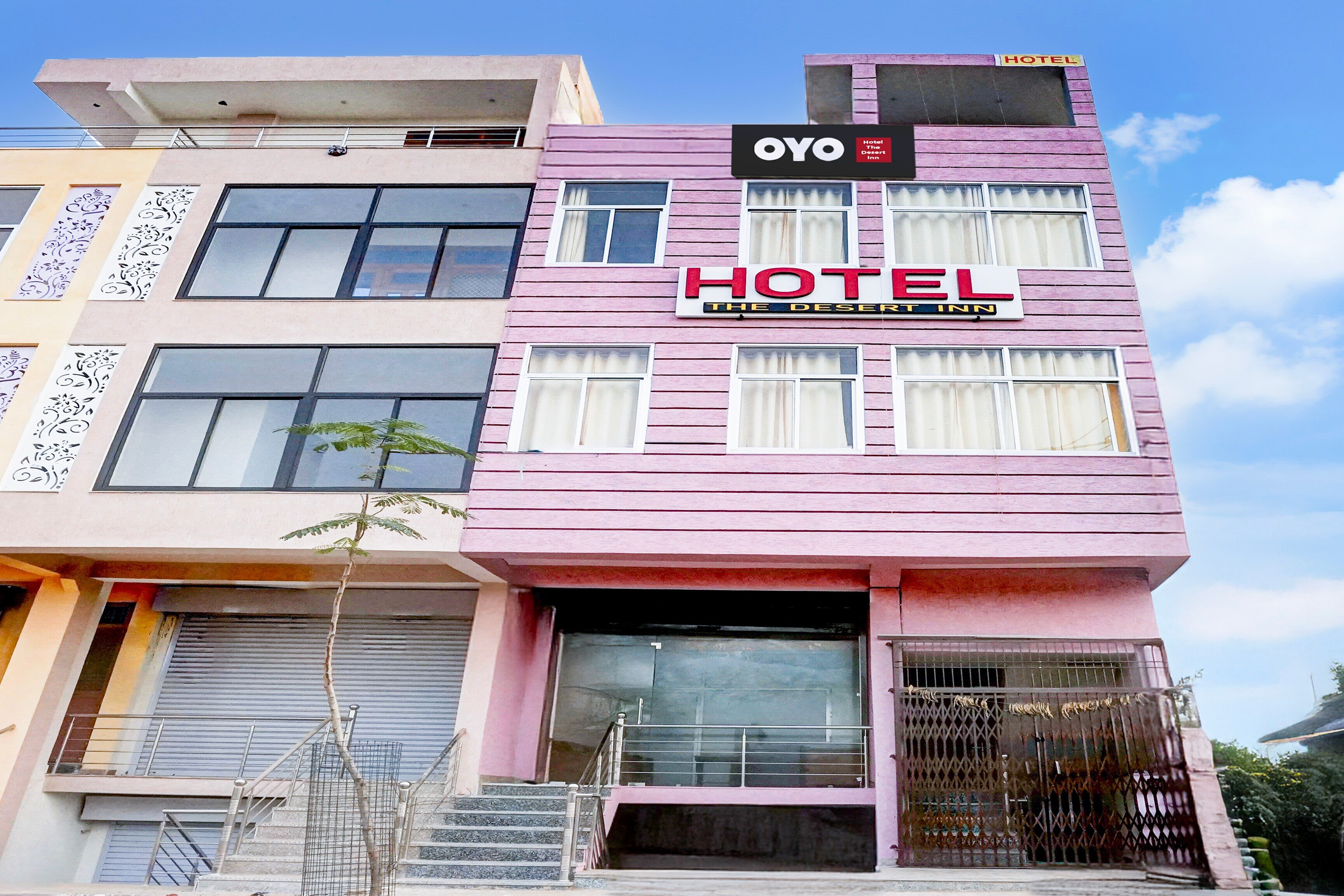 Hotel O The Desert Inn - Tap to explore photos