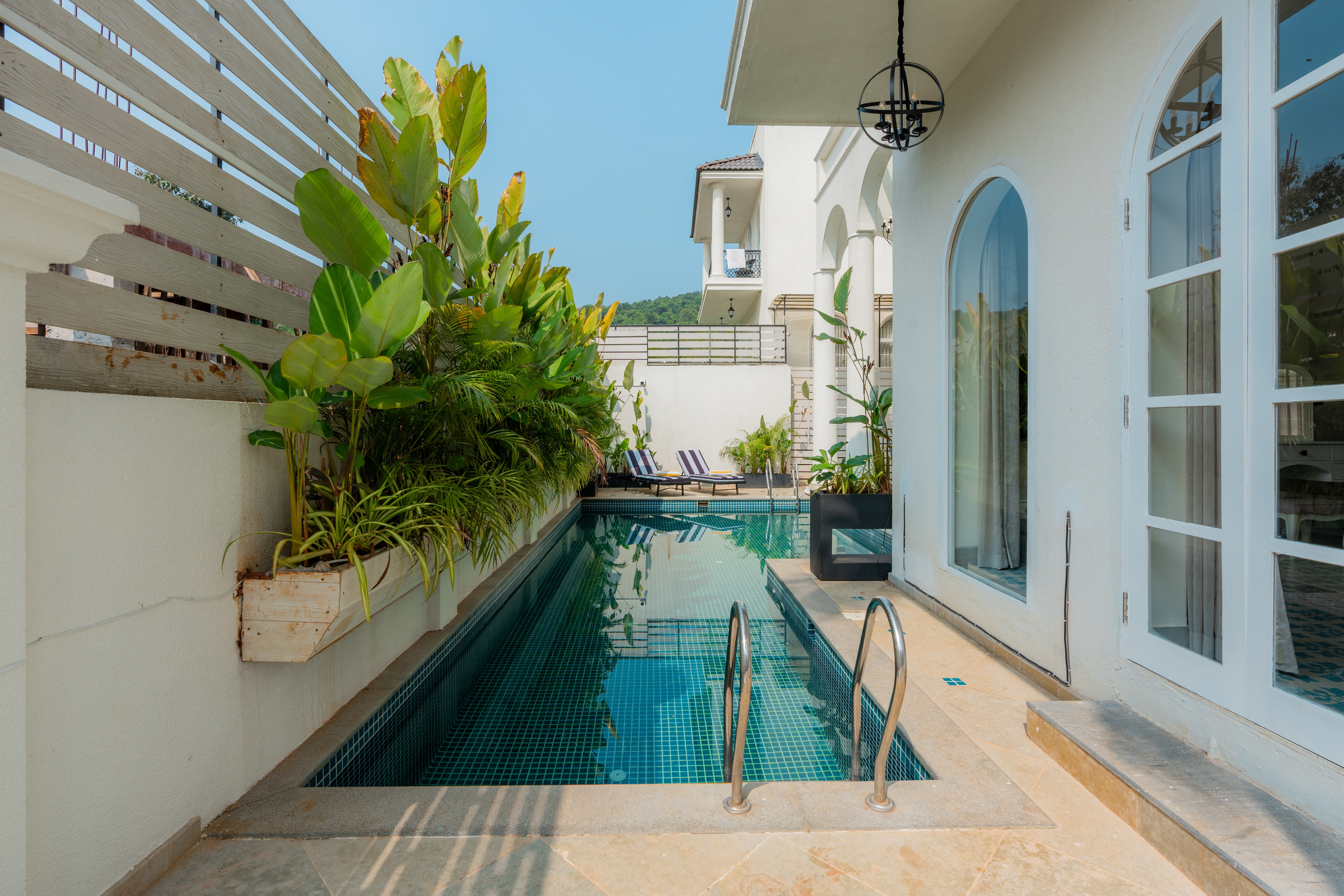 ELIVAAS 4 BHK Villa with Pvt Pool & jacuzzi | YashGeet Villa - Tap to explore photos
