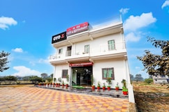 SPOT ON HL IIN Restaurant, Prayagraj