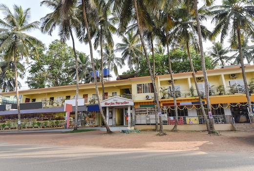 FabExpress Morjim Paradise - Nr. Morjim Beach