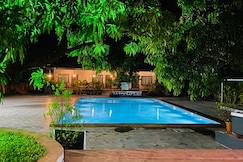 Ashoka Lawns Ad Resort, Alibaug