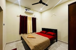 AL.KABEER PRIVATE SUITES 2BHK @KOWDIAR, Kovalam and Poovar