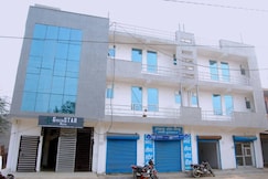 Green Star  Hotel, Bhiwadi