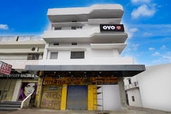 SPOT ON Hotel Stayour Inn, Varanasi