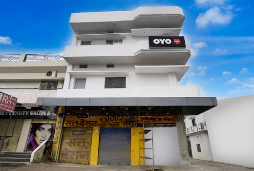 SPOT ON Hotel Stayour Inn