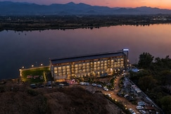 Soulbay - BY JPW Resorts, Statue Of Unity, Rajpipla