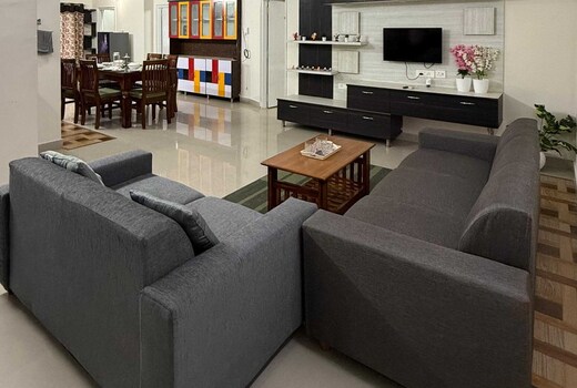 Appartment in Gachibowli near AIG