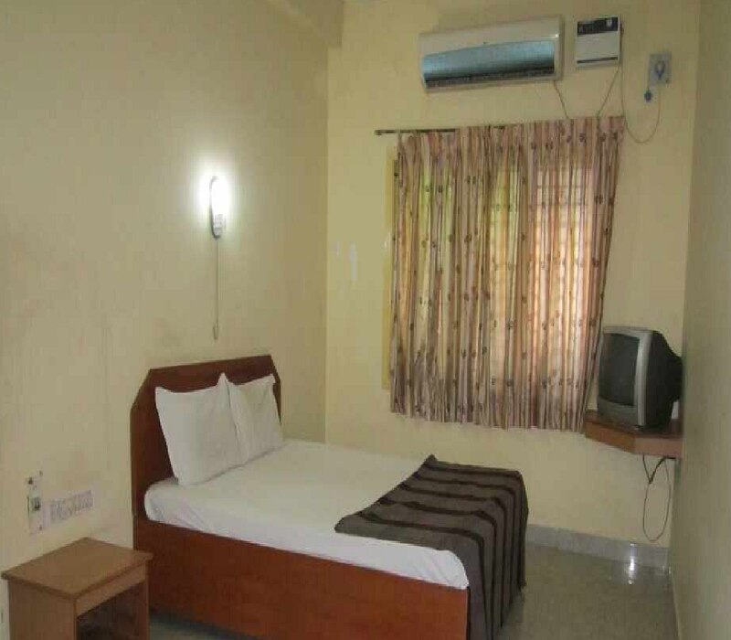 Hotel Alagappa - Tap to explore photos