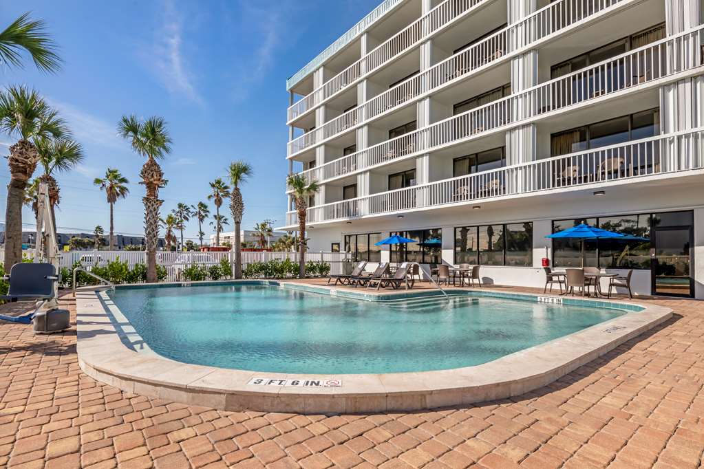 Best Western Cocoa Beach Hotel & Suites - Tap to explore photos