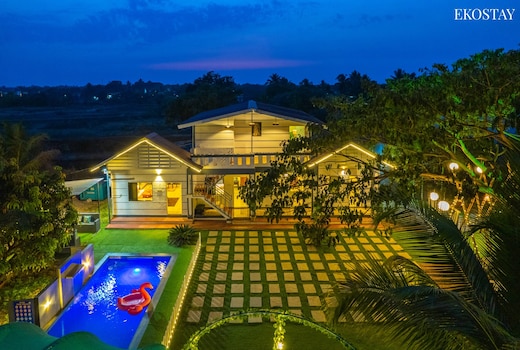 EKOSTAY | Entire 4 BHK Lakefront Villa