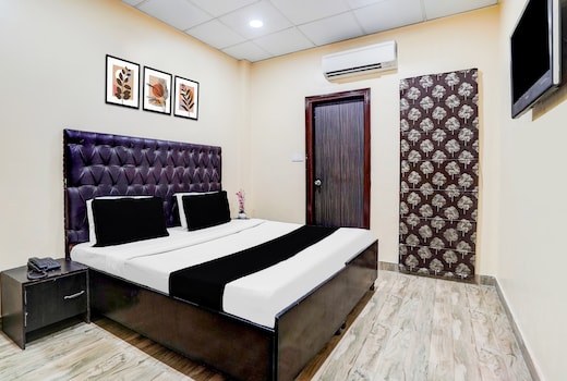 Collection O Burlton Park Jalandhar Formerly Hotel R1 Inn