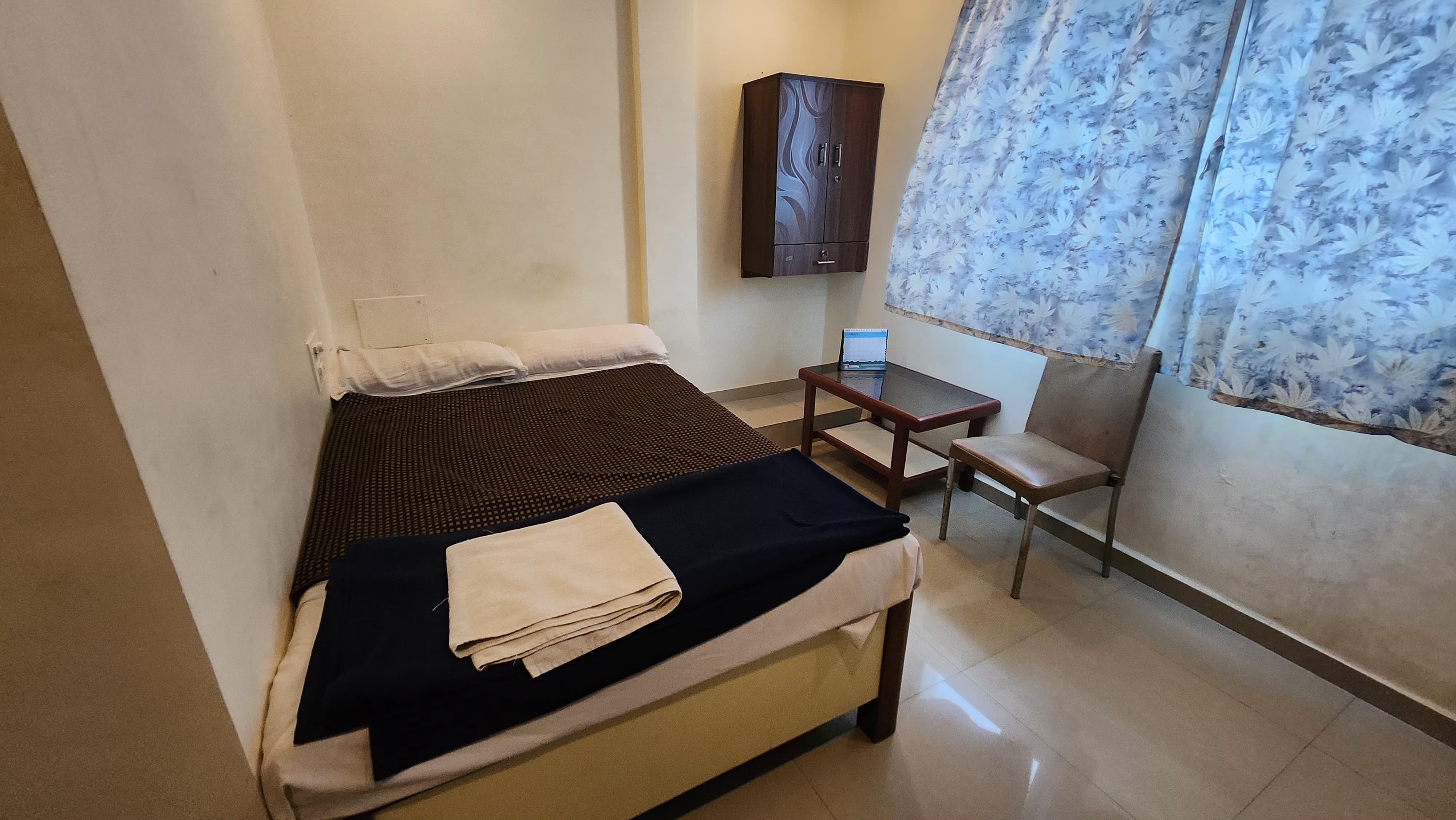 Deluxe Room 1