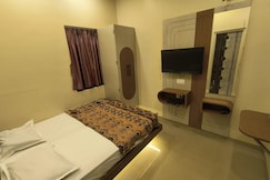 PRERNA LODGE & COTTAGE, Solapur