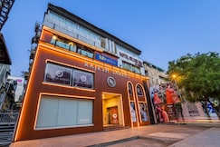 FabExpress Silver Inn - CG road, Ahmedabad