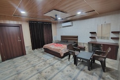 Tomar Paradise Resort, Basoda