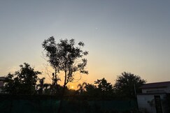 Farmhouse Getaway for Peaceful Stays Pool Parties, Noida