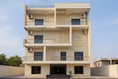 Hotel Pushparaj, Puri